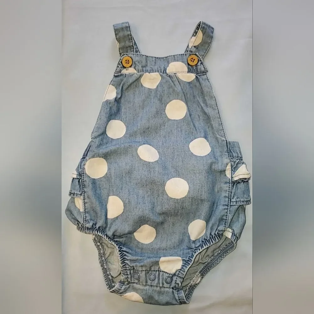 Carters lot items